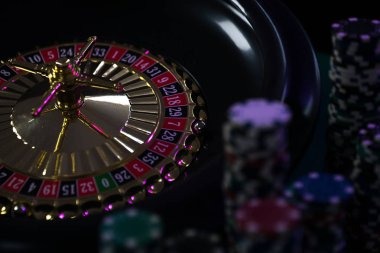 55zk multi-bet interface on mobile showing wallet balance and game category tabs